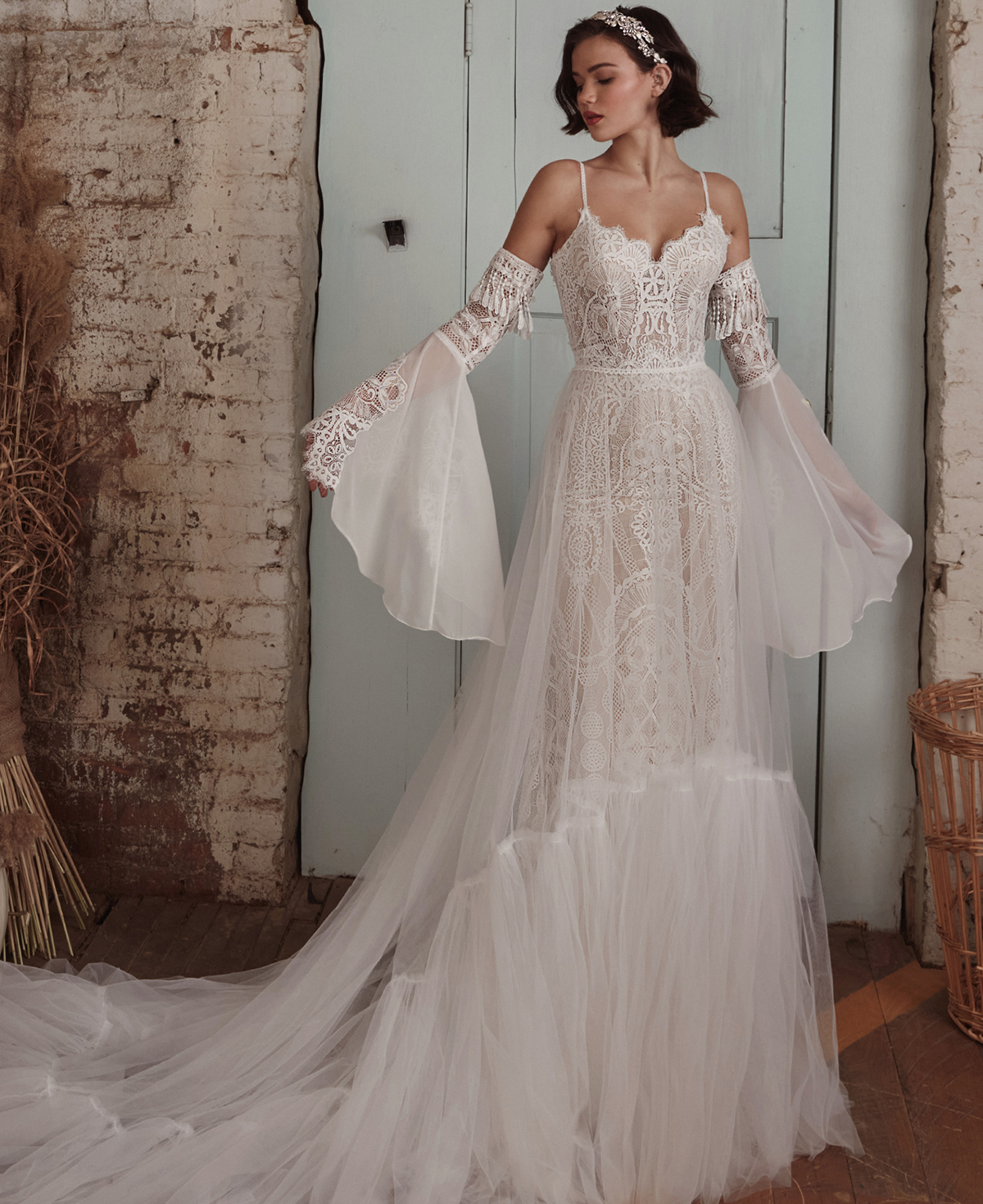 Vintage Boho Wedding Dress with Detachable Bell Sleeves and Overskirt